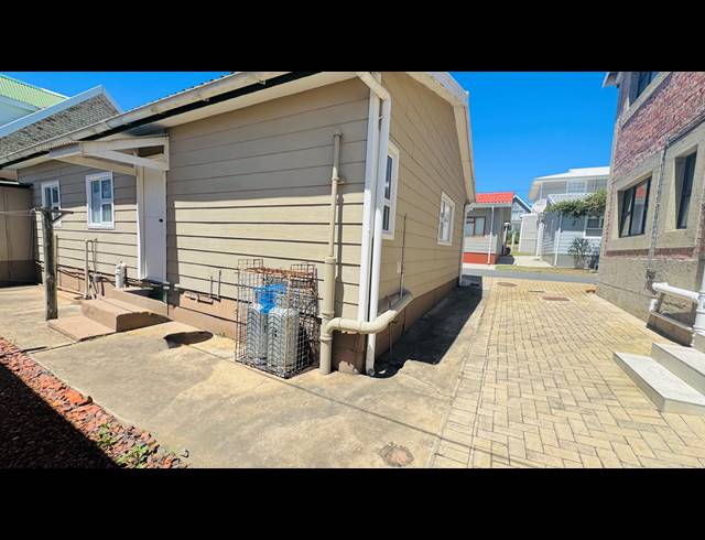 3 BEDROOM HOUSE FOR SALE IN HARTENBOS CENTRAL
